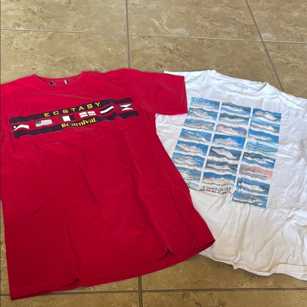 Vintage Carnival Cruise Lines Red and White T-Shirts Set Size Small